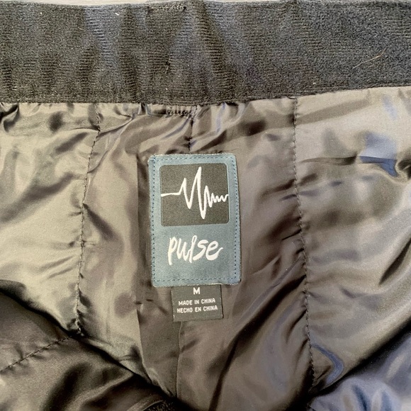 Pulse Women’s Ski and Snowboard Pants - Picture 7 of 11